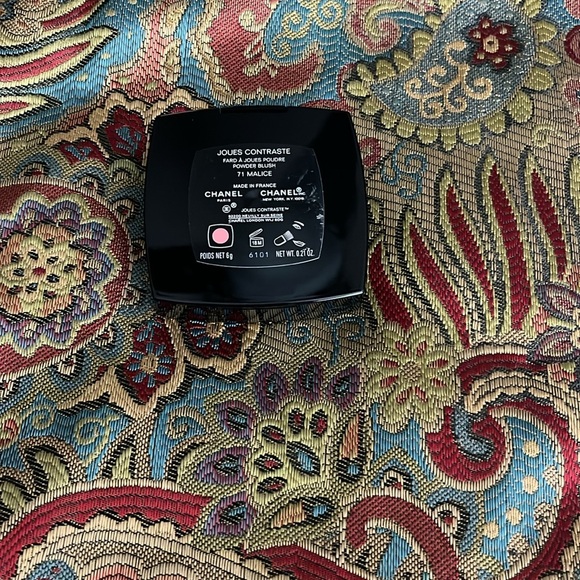 Chanel Powder Blush - Picture 4 of 6